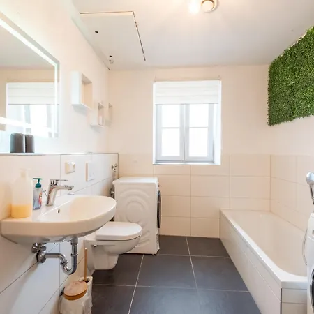 2x75m² Monteurs-ferienwohnung Maria Apartment